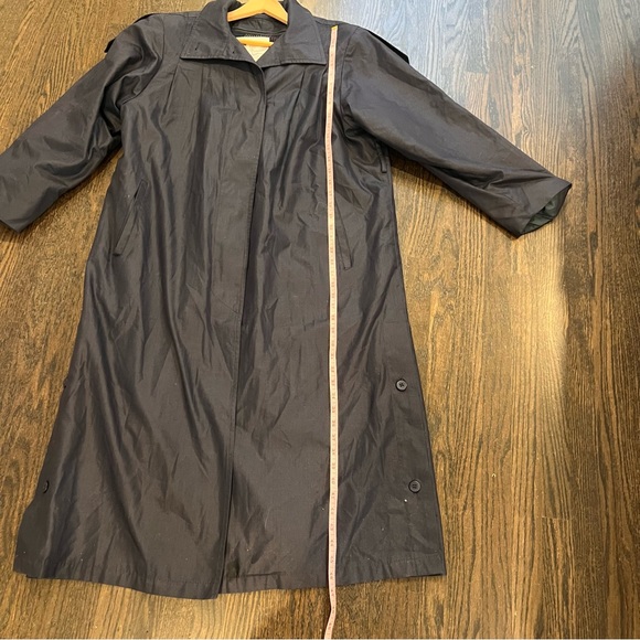 London Fog Women's Vintage Navy Maincoat Size 10 - Picture 8 of 14